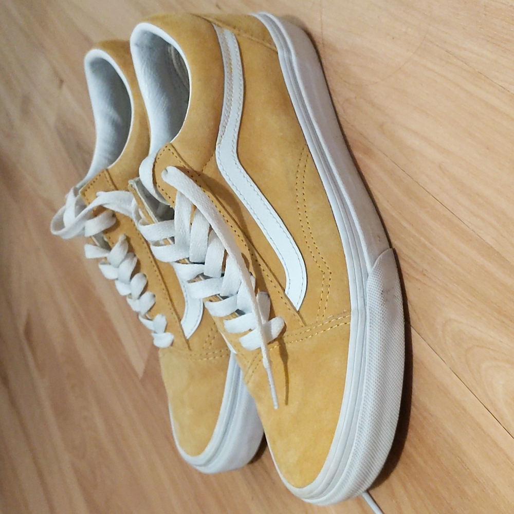 Vans Old Skool Suede Yellow Women's Sneakers